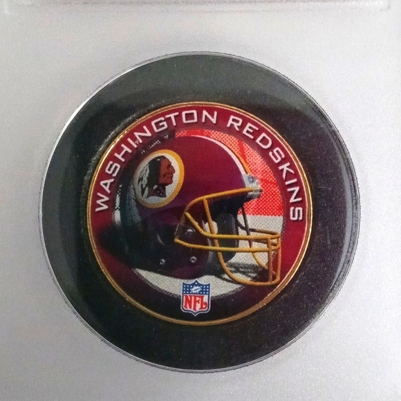 24K Gold Plated, NFL Washington Red Skins Coin, U.S. Mint Half Dollar. - Picture 4 of 7